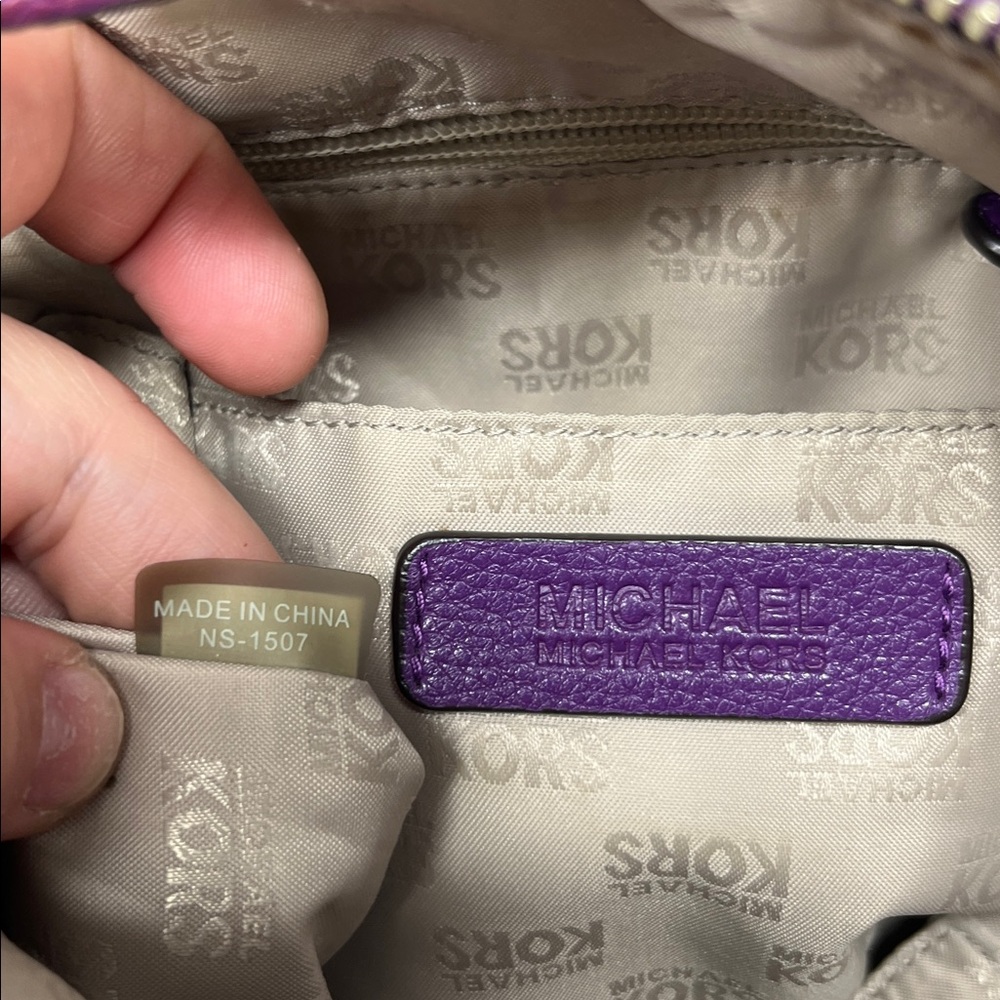 0880 Michael Kors purple pebble leather hobo 258570880 - Picture 8 of 16